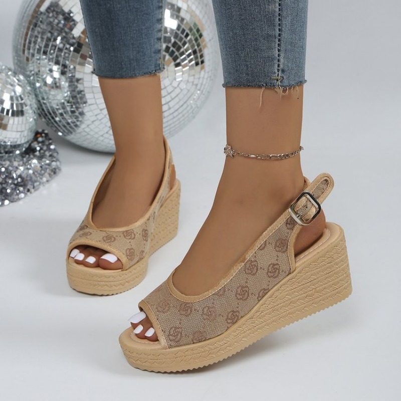 Summer Women Slippers New Transparent Wedges Sandals High Heel Female Platform Shoes 2024 Trend Clogs Slides Trending Heels 6f16 ing s