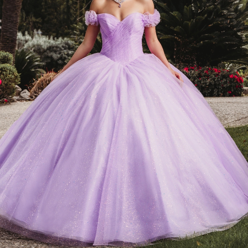 Lilac Shiny Quinceanera Dresses Ball Gown Off The Shoulder Birthday Party Bow Tull Tiered Corset Sweet 16 Dress Vestido De 15 Anos