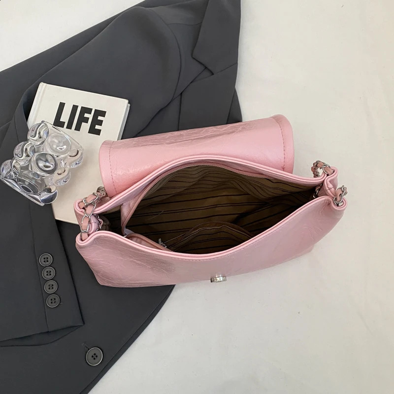 LEFTSIDE Small Sier Crossbody Bags for Women Korean Fashion Handbags and Purses Leather Chain Shoulder Bag 240903