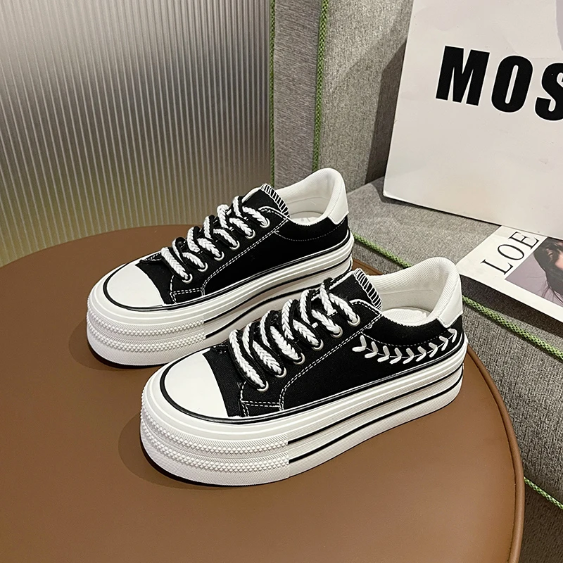 Women Platform Canvas Shoes Height Increasing Chunky Sneakers for Youth Girls Outdoor Trainers Female Ladies Thick Sole Footwear