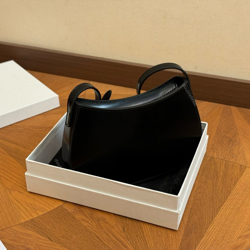 Womens Designer shoulder bag Letter flower printing Underarm Bag Pochette Classic half moon lady purse Clutch Leather Bags Crossbody bag, messenger bag, phone bag