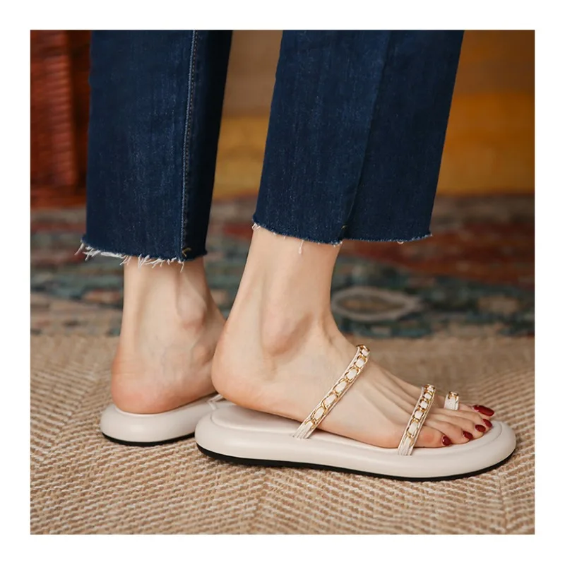 2024 Summer New Brand Gold Buckle Women Slipper Fashion Slip On Ladies Flip ps Flat Heel Outdoor Casual Slides Shoe