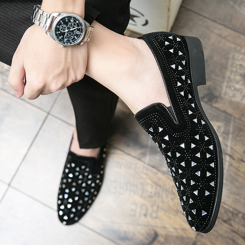 Dress Shoes Men Fashion Casual Diamond Loafers Shoes Slip On Party Wedding Shoes Black Mens Zapatos Hombre Office Footwear Flats
