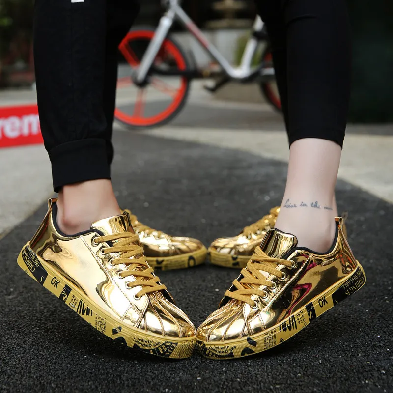 Fashiona Men Patent Leather Sneakers Tops Gold Sier Hip Hop Boots Glossy Lighted Brand Designer Shoes Flats Size 46