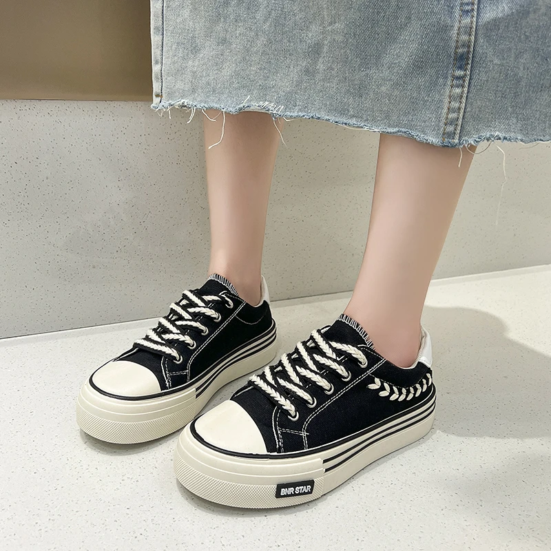 Platform Women Canvas Shoes Height Increasing Chunky Sneakers For youth girls Outdoor trainers Female Ladies Thick Sole