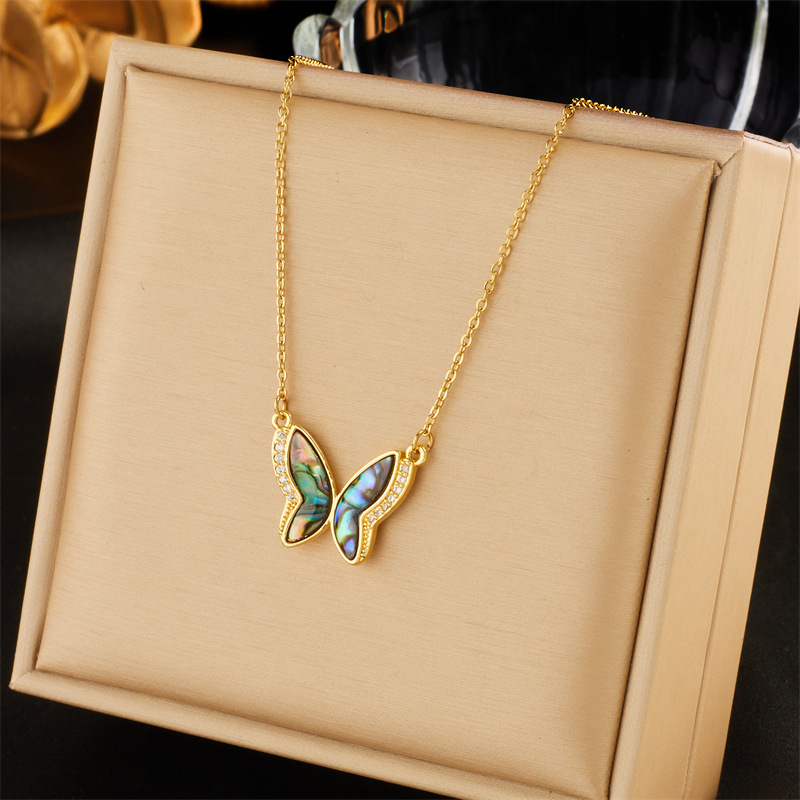 Colorful Shell Flower Butterfly Love Heart Necklace Charm Designer Conch Gold Chain Cubic Zirconia Necklaces for Woman Gift Stainless Steel Jewelry