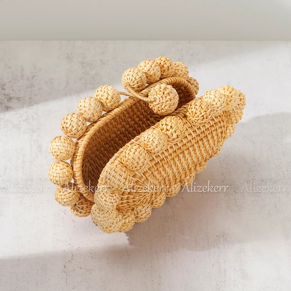 Alizekerr Beaded Beach Clutch Bags Women Boutique Elegant er Hand Woven Rattan Handbag Bohemian Summer Holiday 240903
