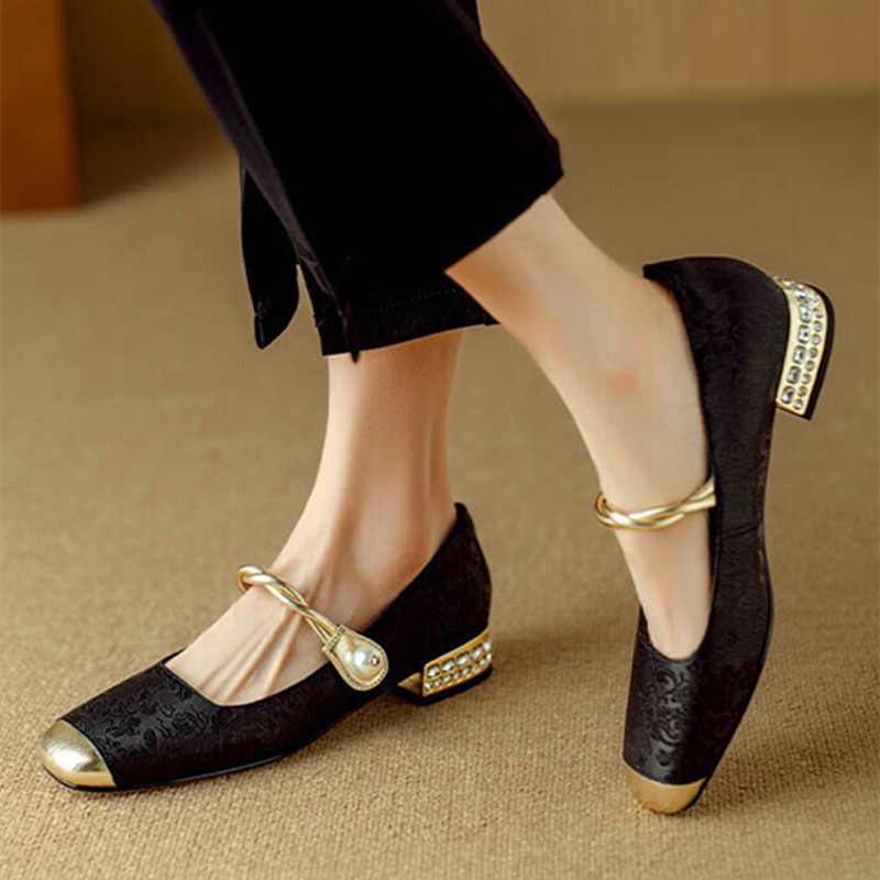 Retro Chunky Heel Mary Jane Shoe Women Fashion Print Buckle Strap Design Rhinestone Square Heel Flat Shoes Elegant Heels Sandals