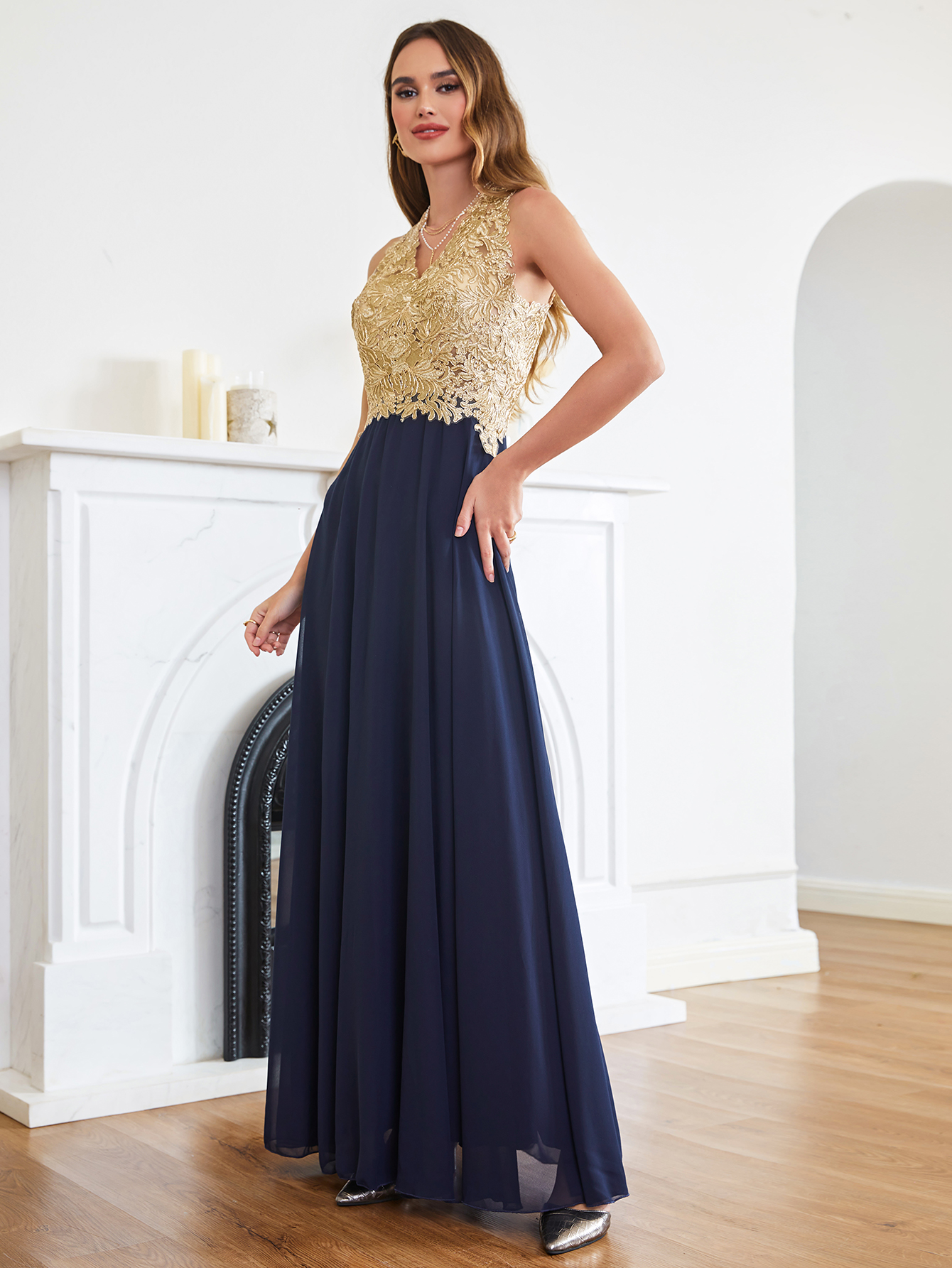 Elegant A E Chiffon Evening Dresses Gold Appliques Top V Neck Sheer Zipper Back Long Prom Party Gowns CPS1452