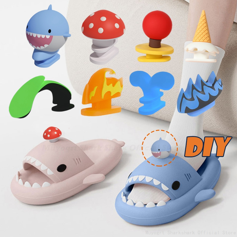 2025 new Cute Diy Shoe Charms Decoration For Slippers Women Men Shark Sandals Fins Buckle Slides Shoes Accessories New Pattern 6f5d s