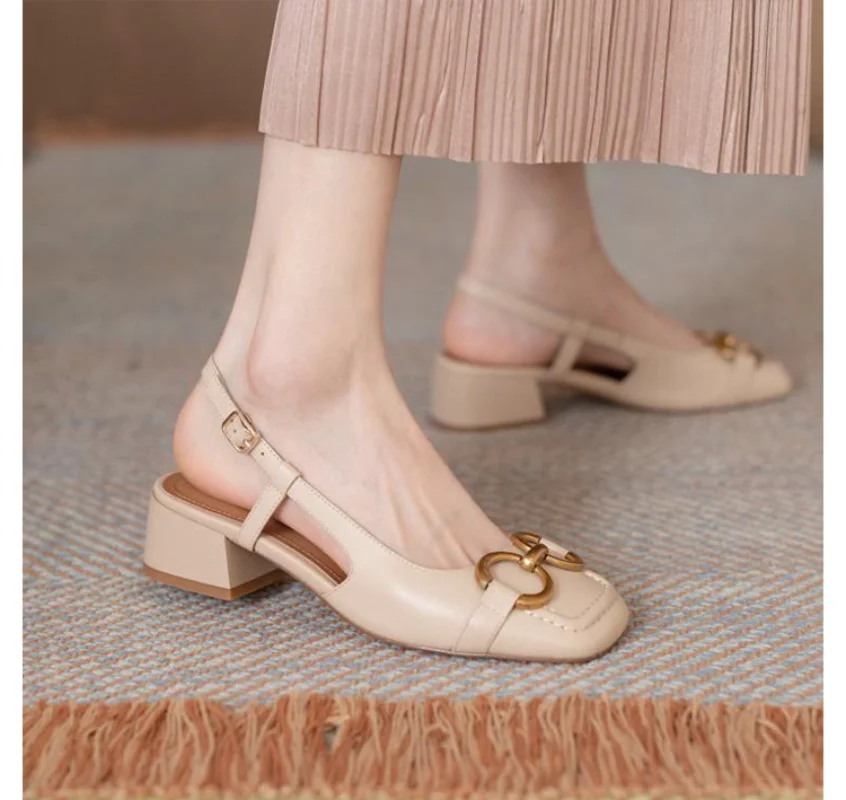 Retro Baotou Sandals Women's 2024 Summer New Back Strap Horsebit Leather Office Ladies Ankle Buckle Med Heels Shoes
