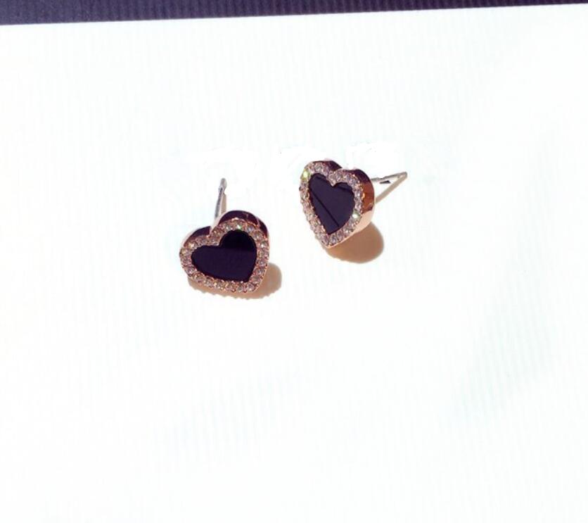 Chic Women's Sterling Silver Crystal Heart Ear Rings Set with Shiny Rose Gold Finish for Special Occasions
