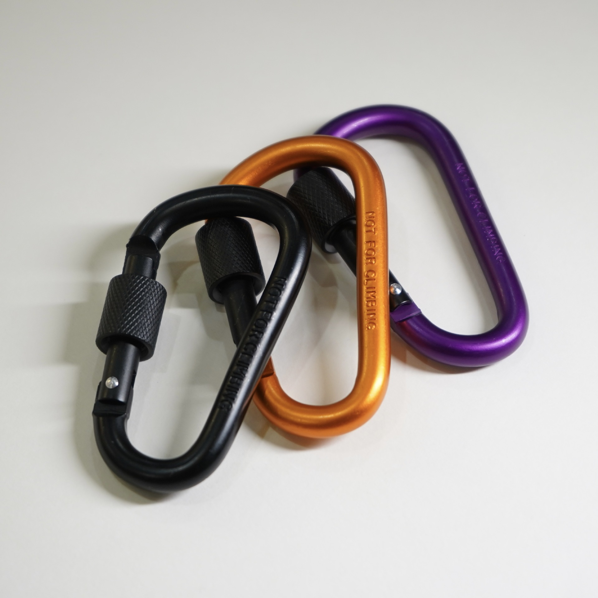 Strong 8cm D-Type Climbing Snap Hook with Safety Lock for Outdoor Activities