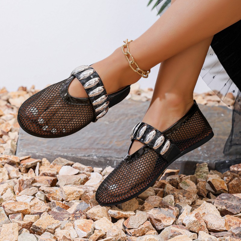 Fashion Mesh Flat Sandals Women Hollow Designer Sandals Female Metal Buckle Rivet Ballet Round Head Breathable Mesh Pumps Women