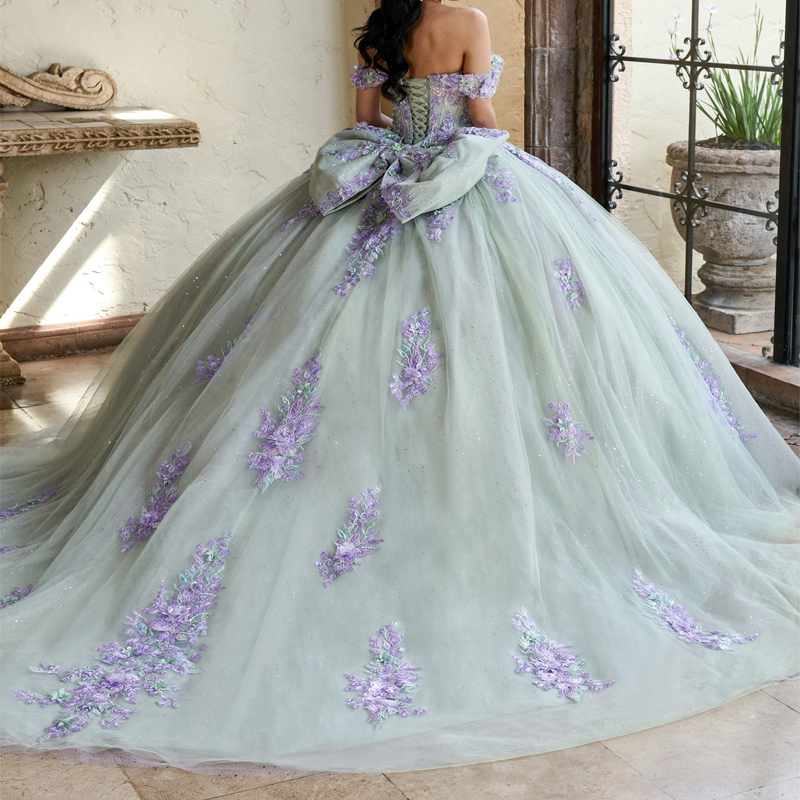Light Green Shiny Quinceanera Dresses Ball Gown Lace Applique Beaded Crystal Tull With Bow Corset Sweet 16 Dress Vestidos De 15 Anos