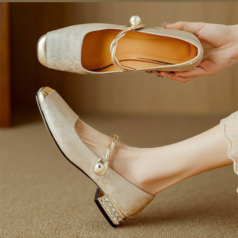 Retro Chunky Heel Mary Jane Shoe Women Fashion Print Buckle Strap Design Rhinestone Square Heel Flat Shoes Elegant Heels Sandals