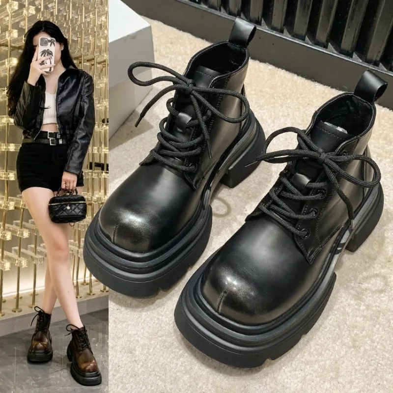 Gothic 2024 Black Boots Ankle Shoes on Heels Platform Sneakers Chunky for Women Designer Casual New Rock Booties e7c3