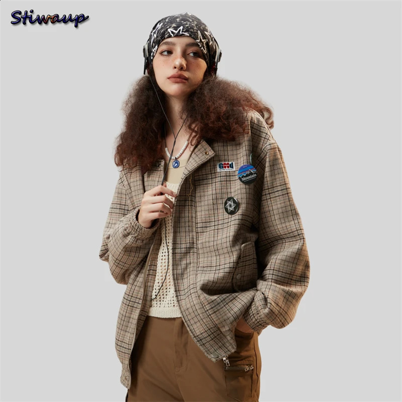 Oversized Plaid Bomber Jacket Women Y2k Street Fashion Autumn Womens Plaid Jackets Baseball Unisex er Coat Men 240902