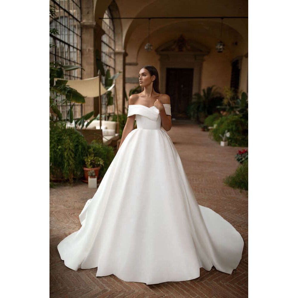 Beach A Gorgeous E Wedding Dresses For Bride Women Boho Off Shoulder Plus Size Short Sleeves Bohemian Backless Court Train Bridal Gown Vestidos De Nov