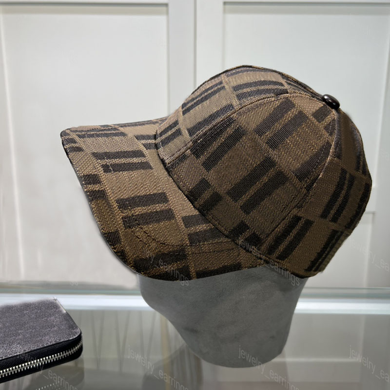 Designers Baseball Cap for Mens Womens Bucket Hat Casquette Luxe Adjustable Fashion Sports Canvas Caps and Hat Khaki Fashion Dome Stripe Men Beanie Accessories