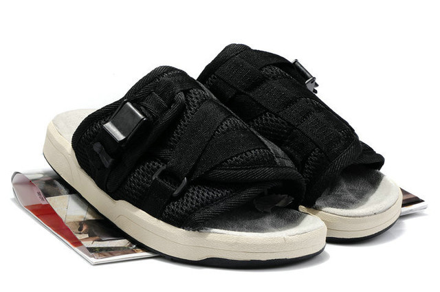 Men summer shoes plus size 36-45 slippers fashion couple slippers flip-flops comfortable footwear Casual Shoes Sapatos masculino