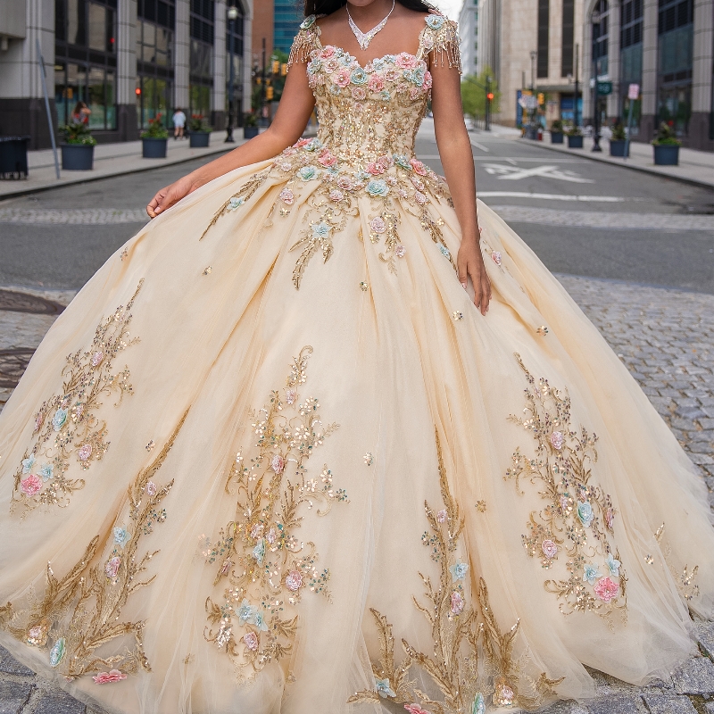 Champagne Shiny Princess Ball Gown Quinceanera Dresses Off The Shoulder Sequined Applique Lace Beads Bow Tull Sweet 16 Dress Vestido 15 De