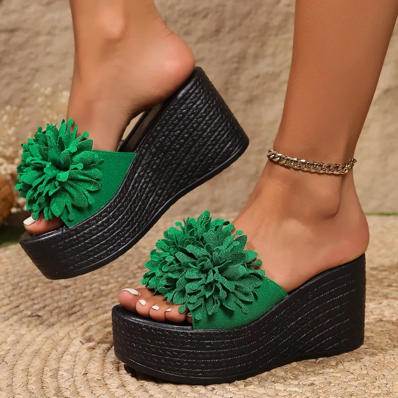 wer Large Open New Toe One e Thick Bottom for 2024 Summer New Fashion Slope Heel Women's Slippers 6911 Summr Nw Slop Hl Womn's Slipprs