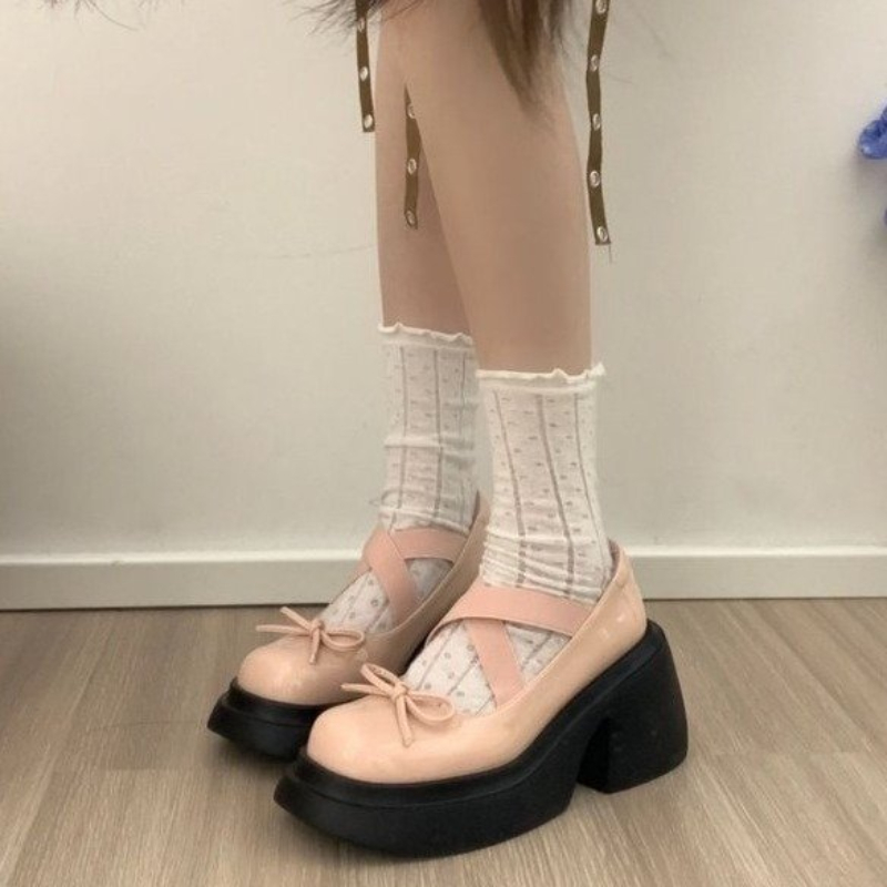 Bowknot Sweet Platform Mary Janes Women New Cross Strap Thick Single Shoes Ladies Buckle New Patent Leather Lolita Pumps 2548