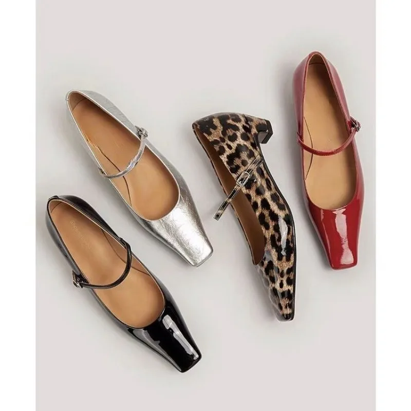 2024New design Leopard chunky heel shoes women high heel shoes pointed toe block heel pumps comfort casual