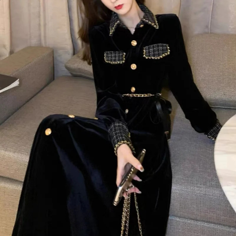 Autumn Elegant Simple Small perfume Dress Womens Waist Closed Thin Polo Neck Button Long Sleeve High end Black Velvet Dress 240904
