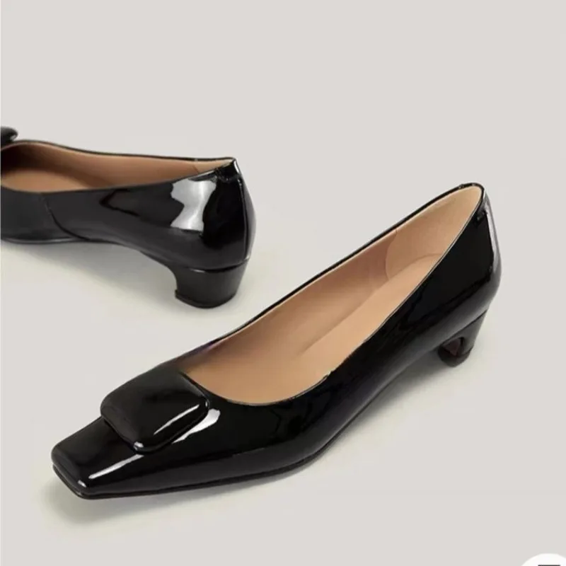 2024New design Leopard chunky heel shoes women high heel shoes pointed toe block heel pumps comfort casual