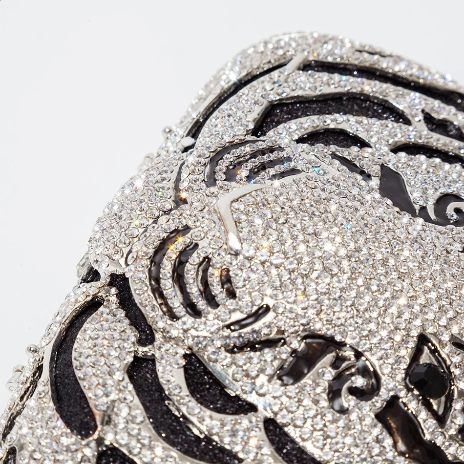 Three-D Tiger Head Crystal Evening Clutch Bags For Wedding Party Metal Rhinestone Novelty Purses And Handbags er 240903