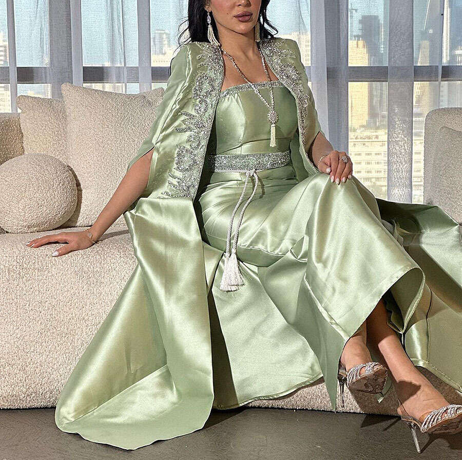 Mint Green Elegant Satin Long Dresses With Cape Delicate Beaded Pearls Formal Party Dress Modest Prom Gowns 6660311