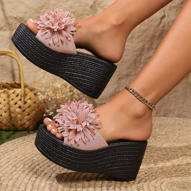 wer Large Open New Toe One e Thick Bottom for 2024 Summer New Fashion Slope Heel Women's Slippers 6911 Summr Nw Slop Hl Womn's Slipprs