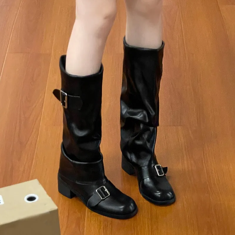 Quality Women Shoes Trendy Boots Vintage New Simple Design Clunky Heel Fashion Black