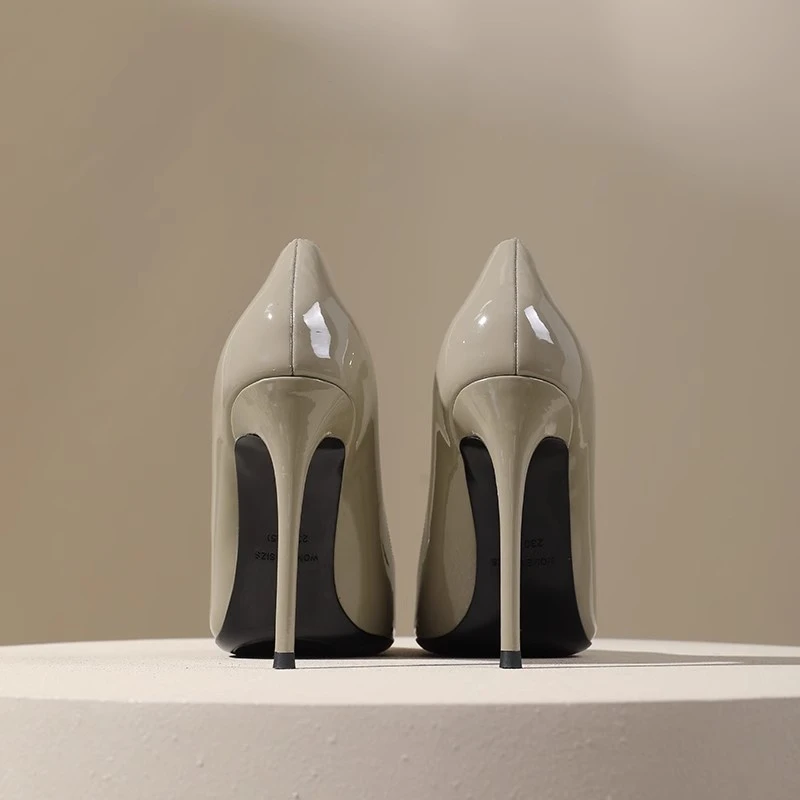 Pointed High Heels Women's 2024 Spring New Grey Elegant Skirt Thin Heel Professional Commuting Leather Shallow Mouth Shoe