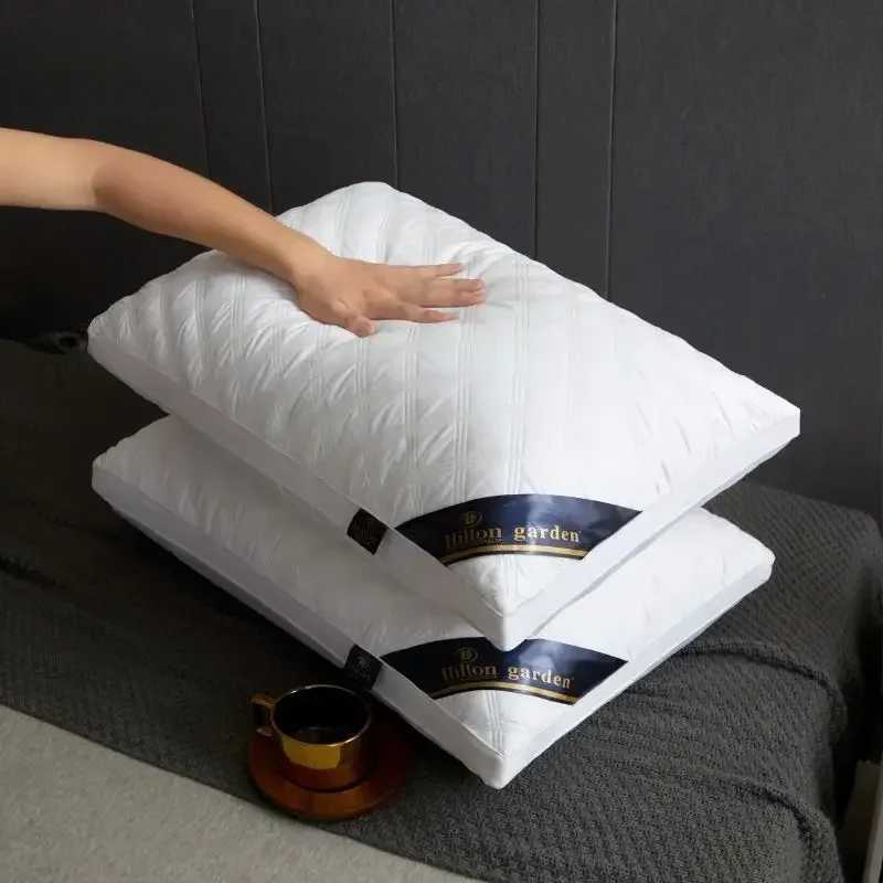 Soft cotton pillow core for neck support used by Hilton hotels for high-quality adult student families with one or two pillow cores W240902