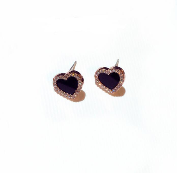 Chic Women's Sterling Silver Crystal Heart Ear Rings Set with Shiny Rose Gold Finish for Special Occasions