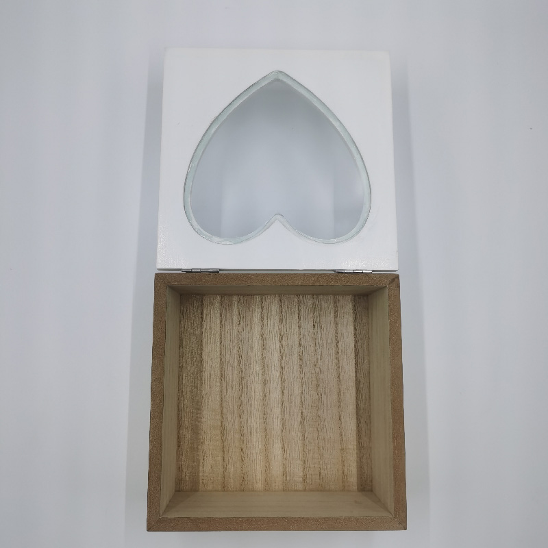 Romantic Jewelry Display Case Featuring a Lovely Heart Shape Perfect for Storing Precious Gemstones & Trinkets