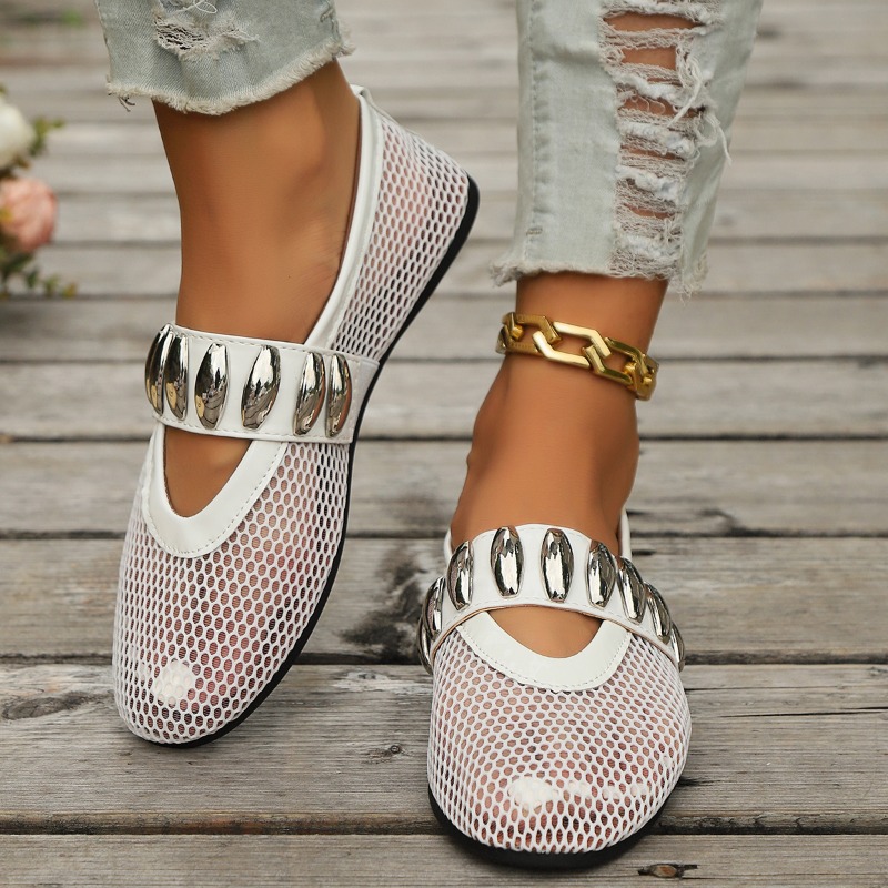 Fashion Mesh Flat Sandals Women Hollow Designer Sandals Female Metal Buckle Rivet Ballet Round Head Breathable Mesh Pumps Women