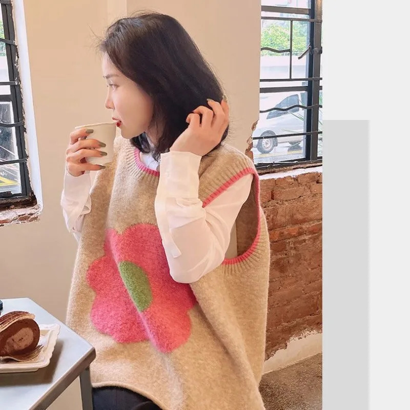 2024 Knitted Vest Womens Autumn Loose Small Fresh Flower 240904