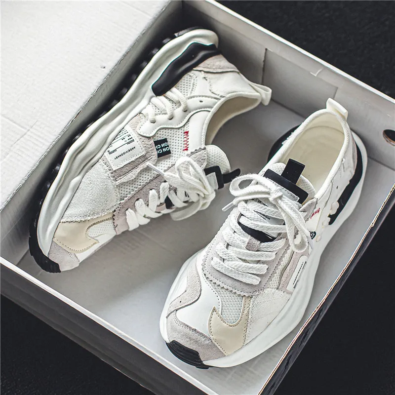 Men's Running Shoes New Mesh Breathable Clunky Shoes Fashionable Comfortable Casual Style Sports Thick Sole Trendy White