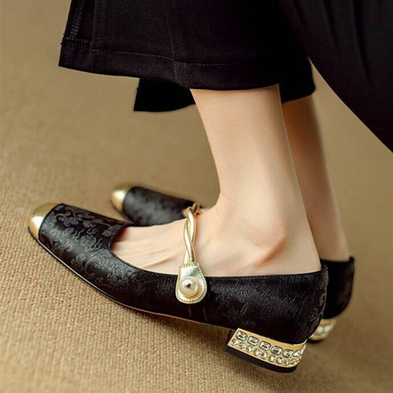 Retro Chunky Heel Mary Jane Shoe Women Fashion Print Buckle Strap Design Rhinestone Square Heel Flat Shoes Elegant Heels Sandals