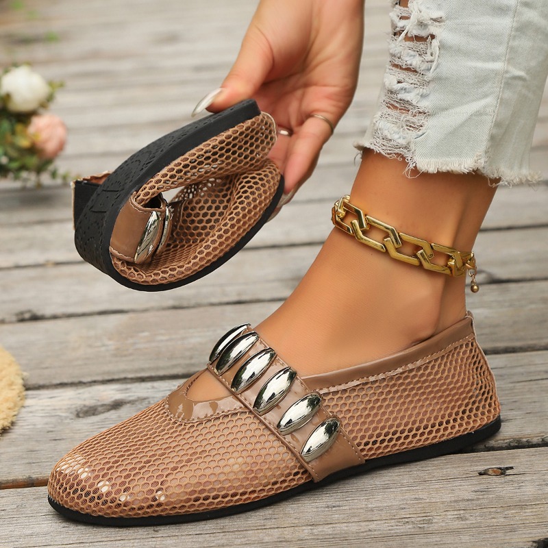 Fashion Mesh Flat Sandals Women Hollow Designer Sandals Female Metal Buckle Rivet Ballet Round Head Breathable Mesh Pumps Women