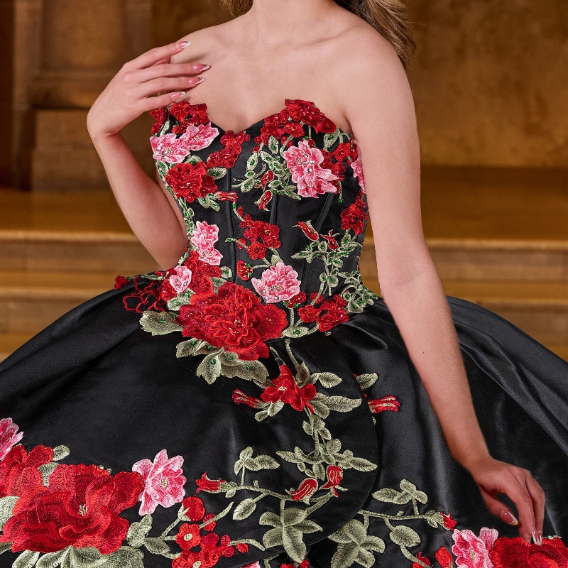 Red Mexican Princess Quinceanera Dresses Off Shoulder Embroidery Floral Applique Tull Tiered Corset vestido 15 anos quinceanera Sweet 16