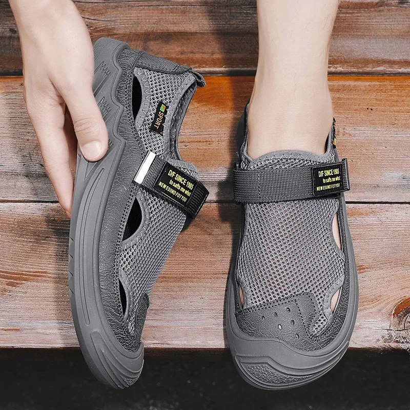 Mesh Shoes for Men's New Summer New Breathable Outdoor Sports and Leisure Soft Sole Anti Slip Baotou Sandals Shoes