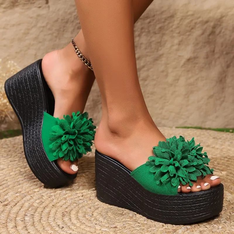 wer Large Open New Toe One e Thick Bottom for 2024 Summer New Fashion Slope Heel Women's Slippers 6911 Summr Nw Slop Hl Womn's Slipprs