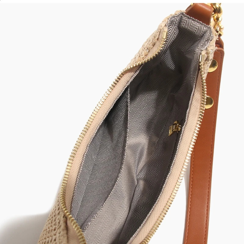 2024 Summer Womens Casual Shoulder Grass Decorative Handbag Fashion Beach Party Bag 240902 66a7 4