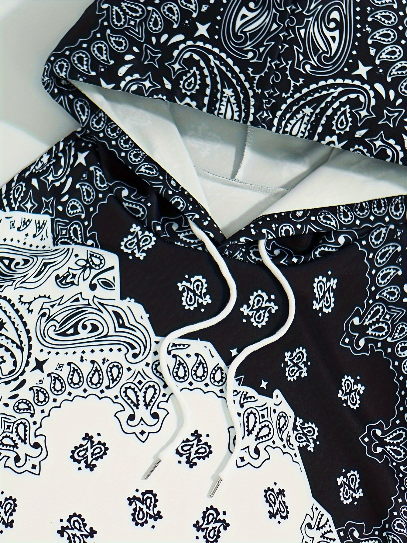 Men's Fashion Loose-Fit Paisley Graphic Print Hoodie - Soft Brushed Fleece, Kangaroo Pocket, Casual Long Sleeve Hooded Sweatshirt for Outdoor Act