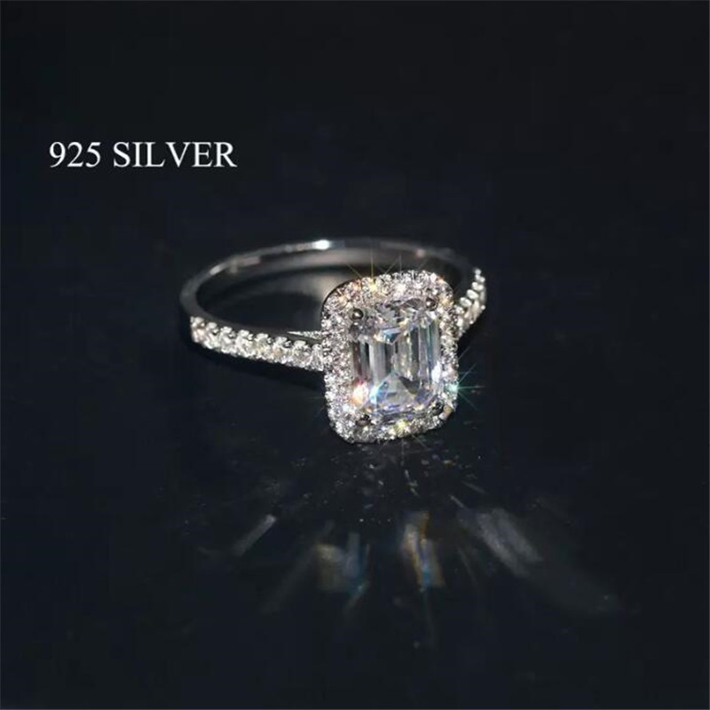 Top Super Sparkg Moissanite Wedding Rings Jewelry Real Sterg Sier Emerld Cut 5A Cubic Zircon CZ Dia Gemstones Eternity Party Women Band Ring